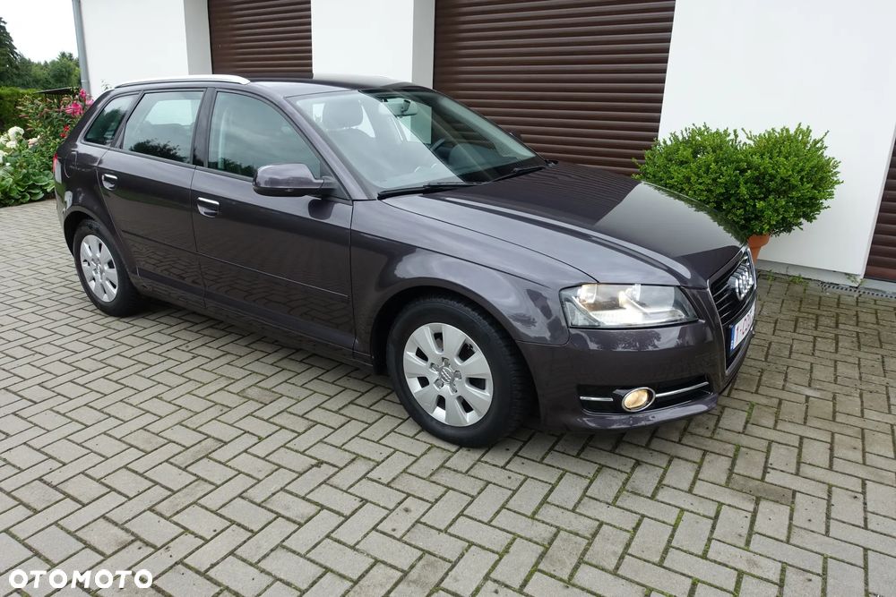 Audi A3 Sportback 1.6 TDI DPF Ambition - 5