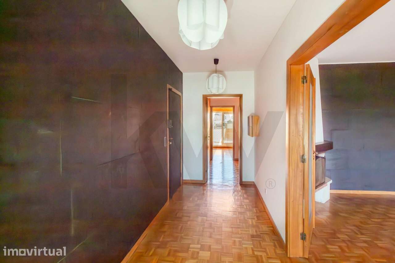 Um apartamento onde a luz, o espaço e a localização se juntam para - Grande imagem: 3/60