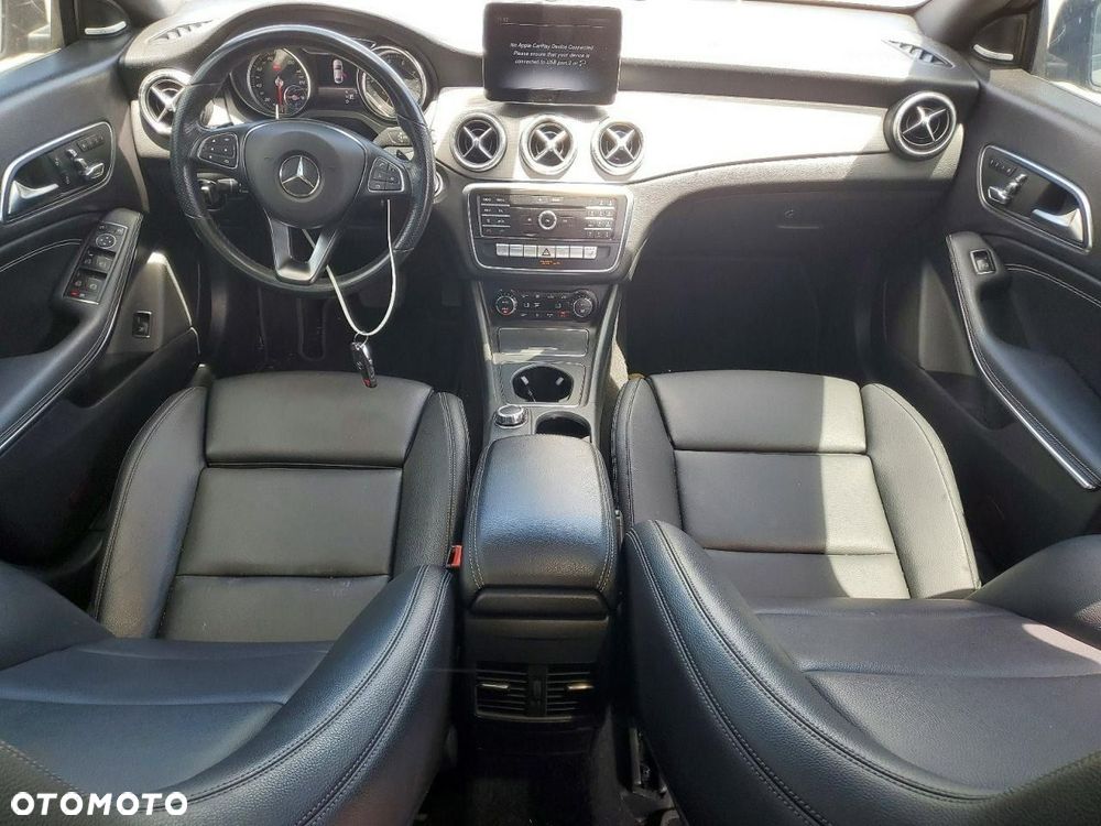 Mercedes-Benz CLA 250 4-Matic AMG Line 7G-DCT - 8