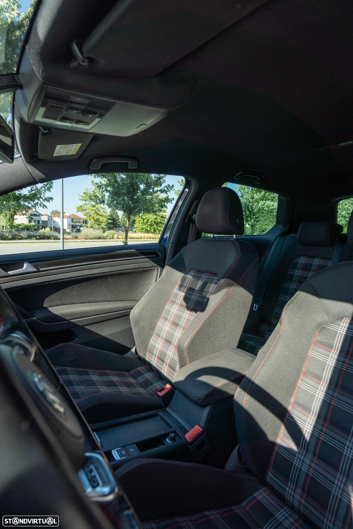 VW Golf 2.0 TSi GTi DSG - 13