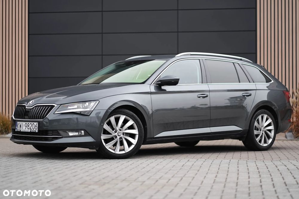 Skoda Superb 2.0 TDI SCR Style DSG - 1