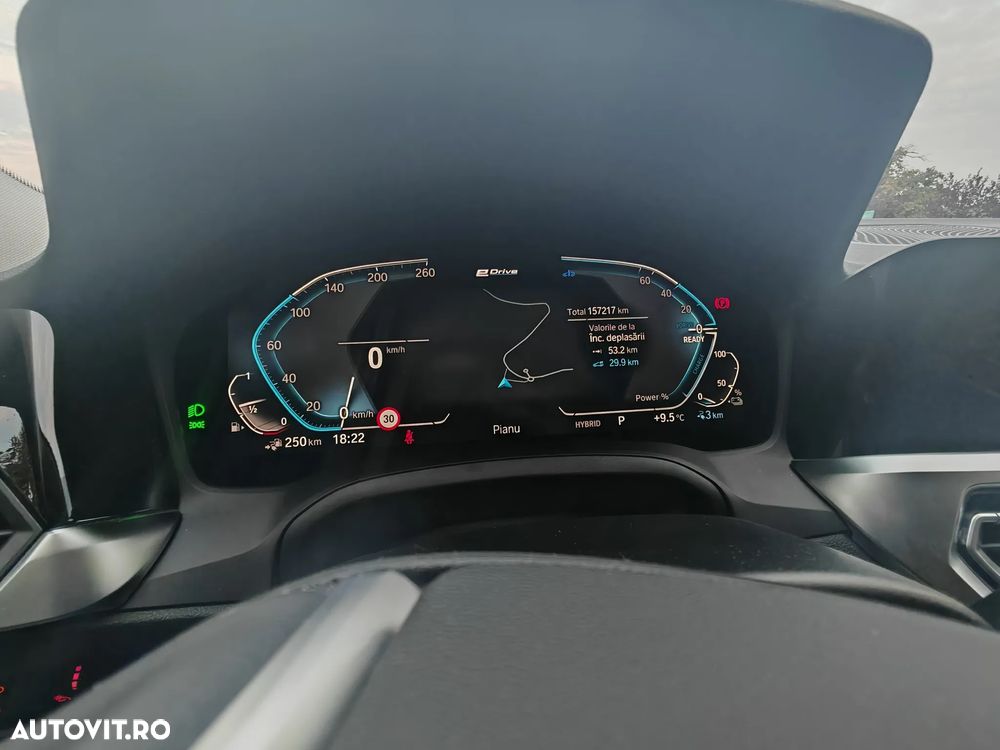 BMW Seria 3 330e Touring xDrive Aut. Advantage - 8