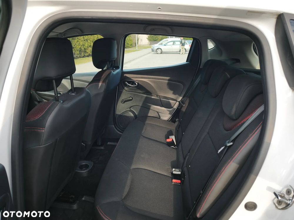 Renault Clio 1.2 16V Alize - 13