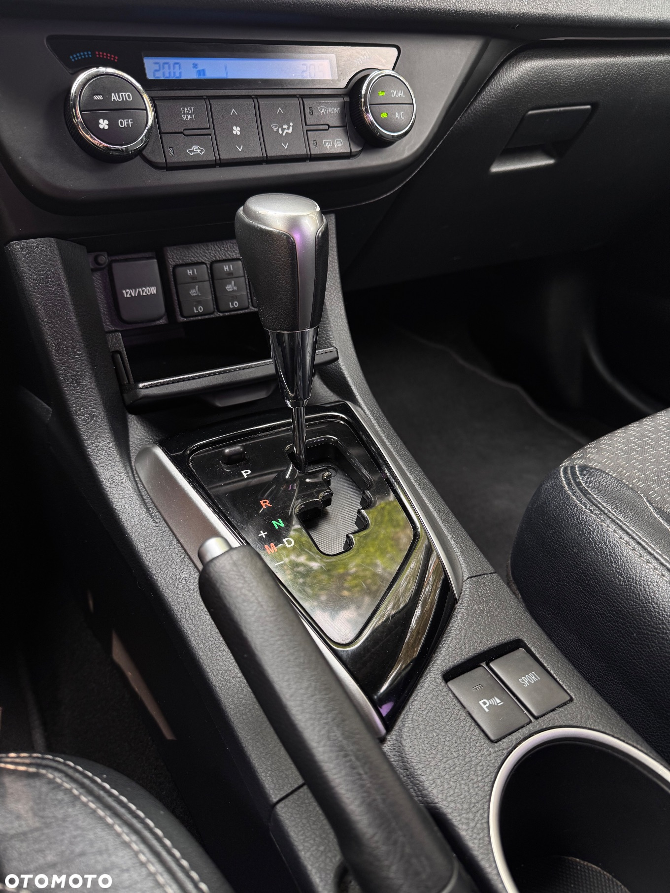 Toyota Corolla 1.6 Prestige MS - 20