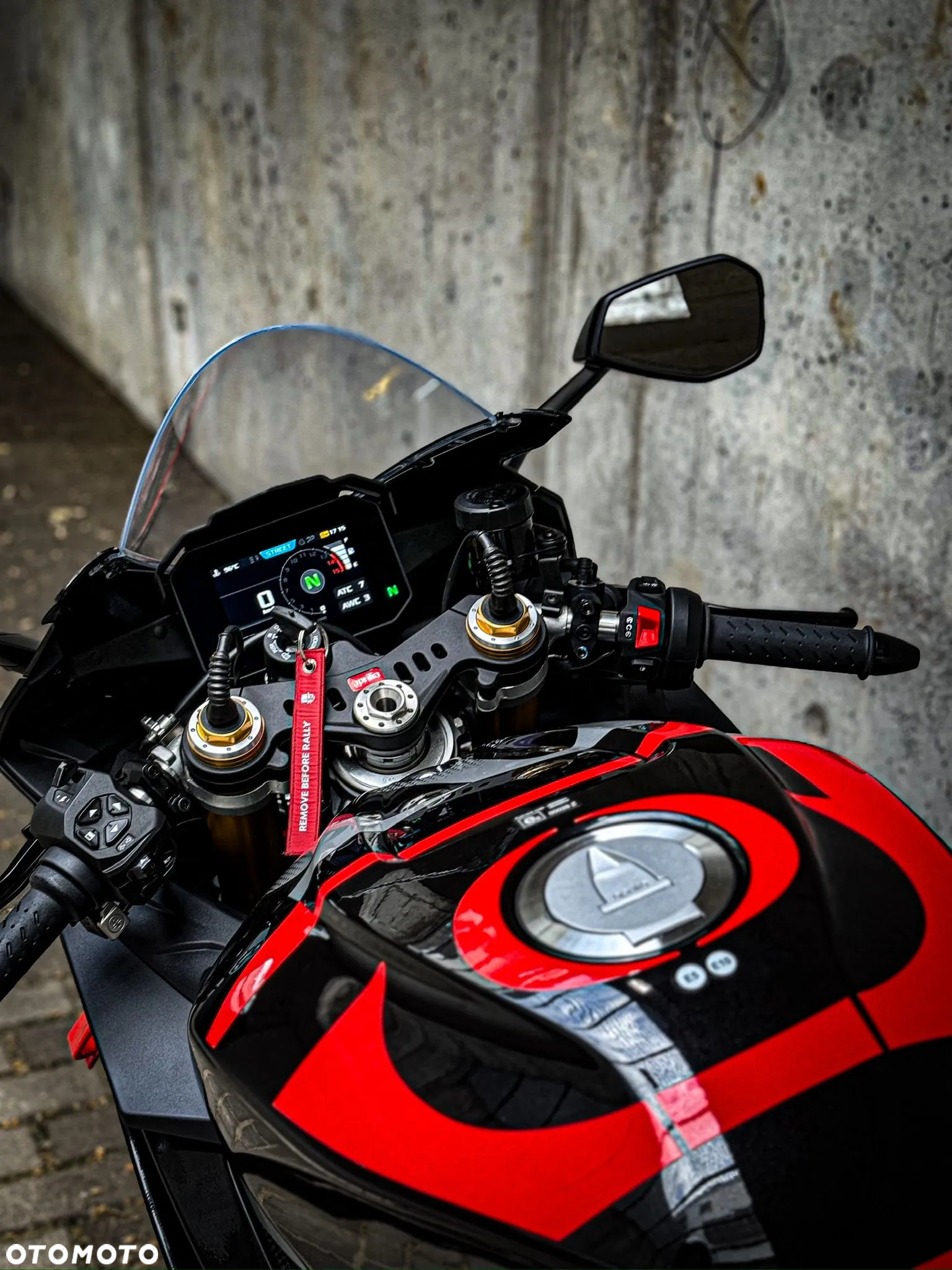 Aprilia RSV - 4