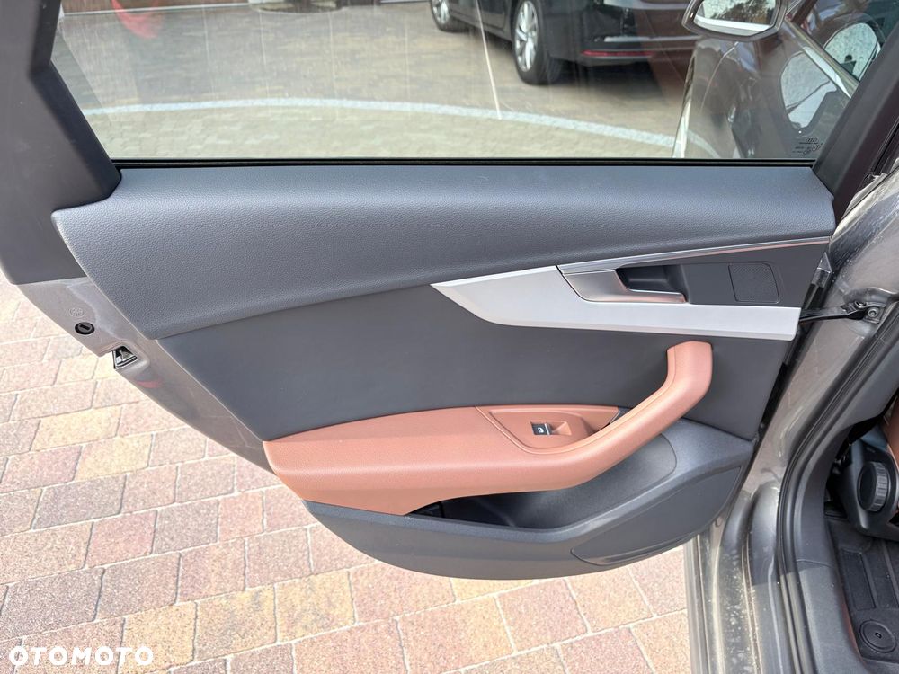 Audi A4 Limousine 40 TFSI mHEV Quattro Advanced S tronic - 17