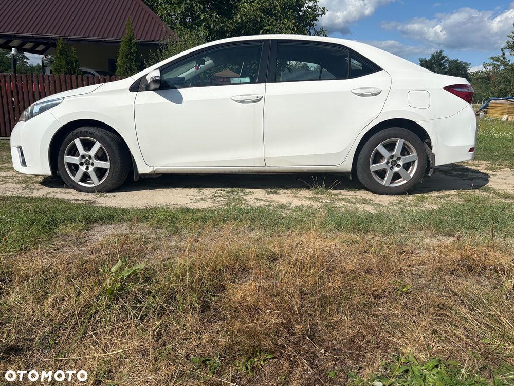 Toyota Corolla 1.4 D-4D Premium - 2