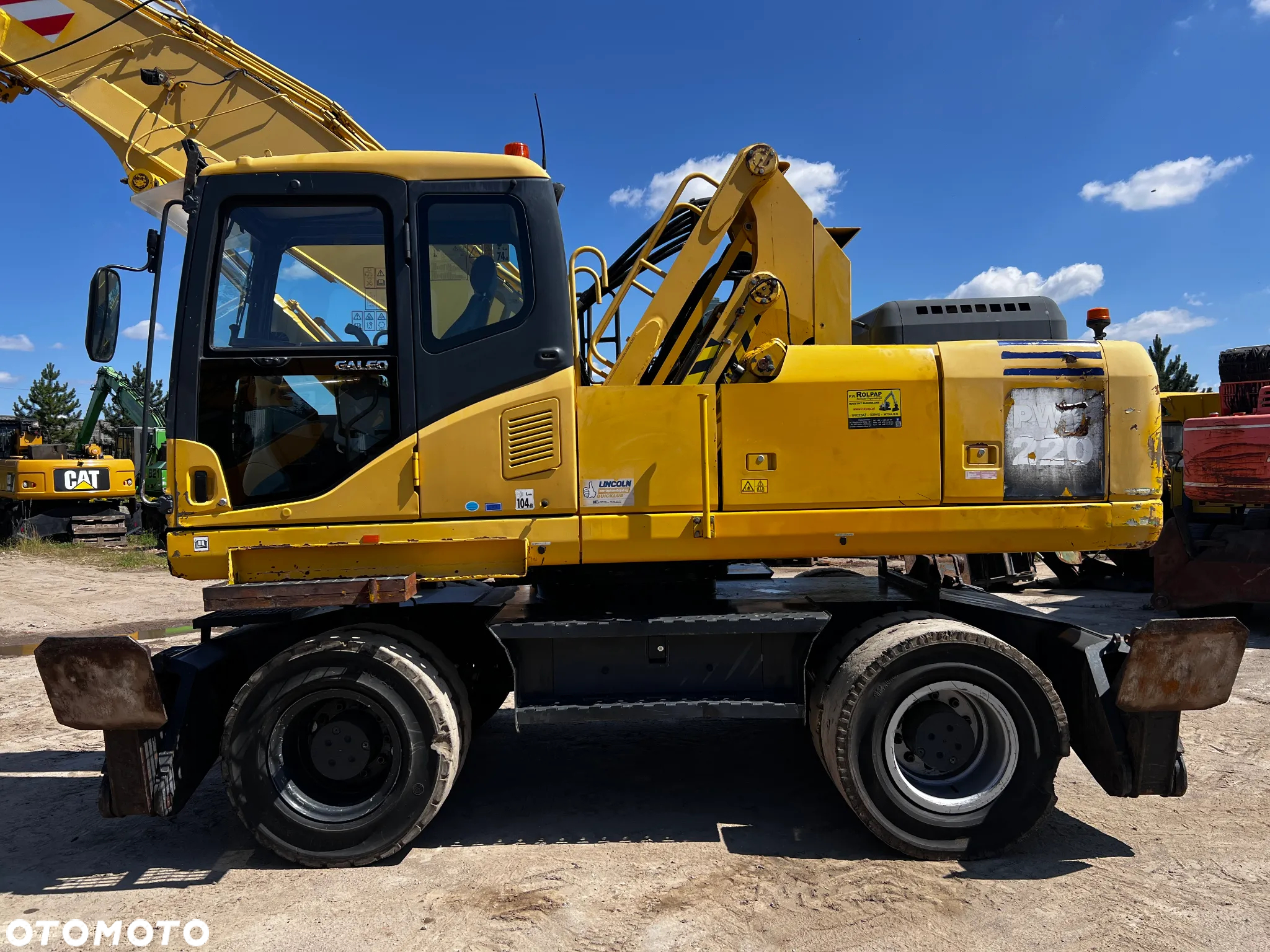 Komatsu PW220MH-7K - 3