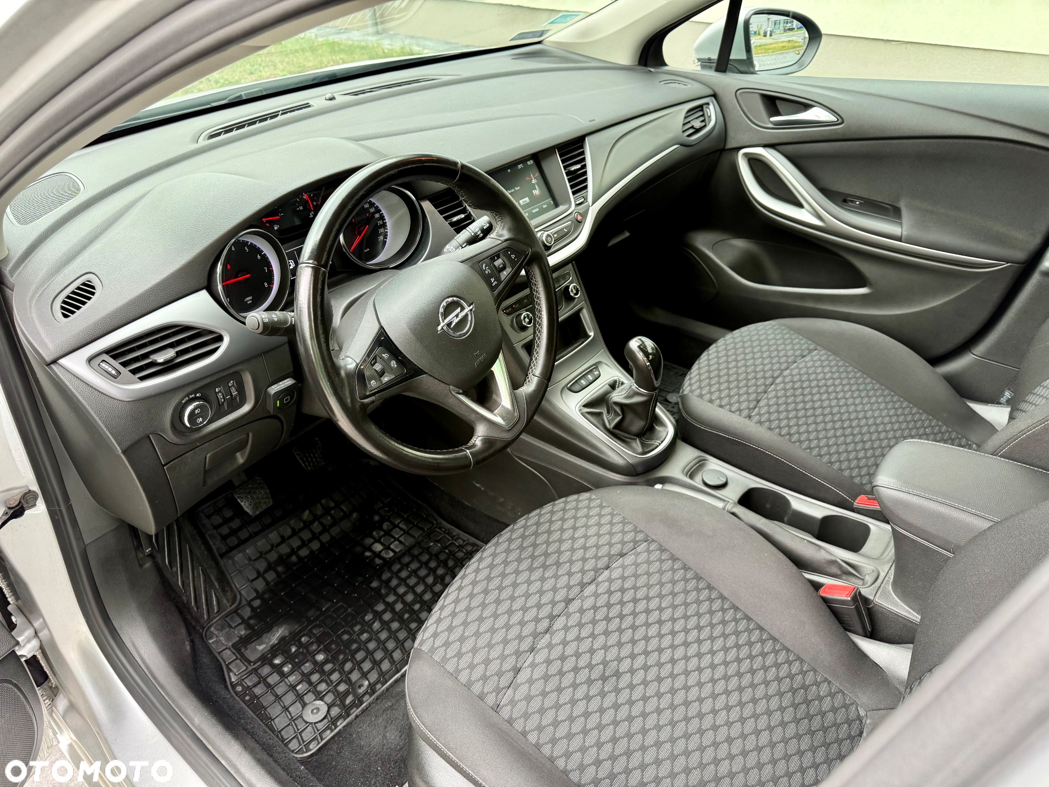 Opel Astra V 1.4 T Enjoy - 22