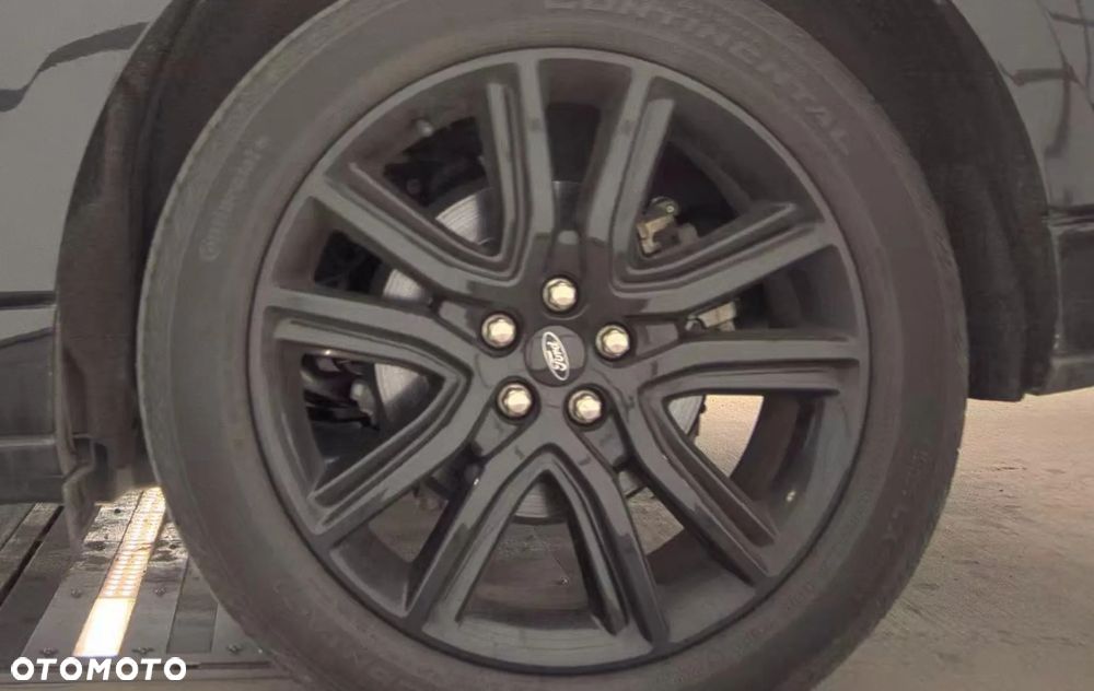 Ford Edge - 13