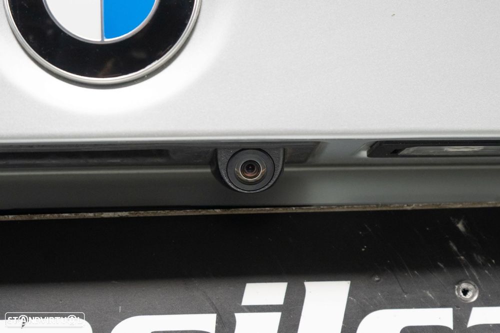 BMW 330 e iPerformance Line Luxury - 13