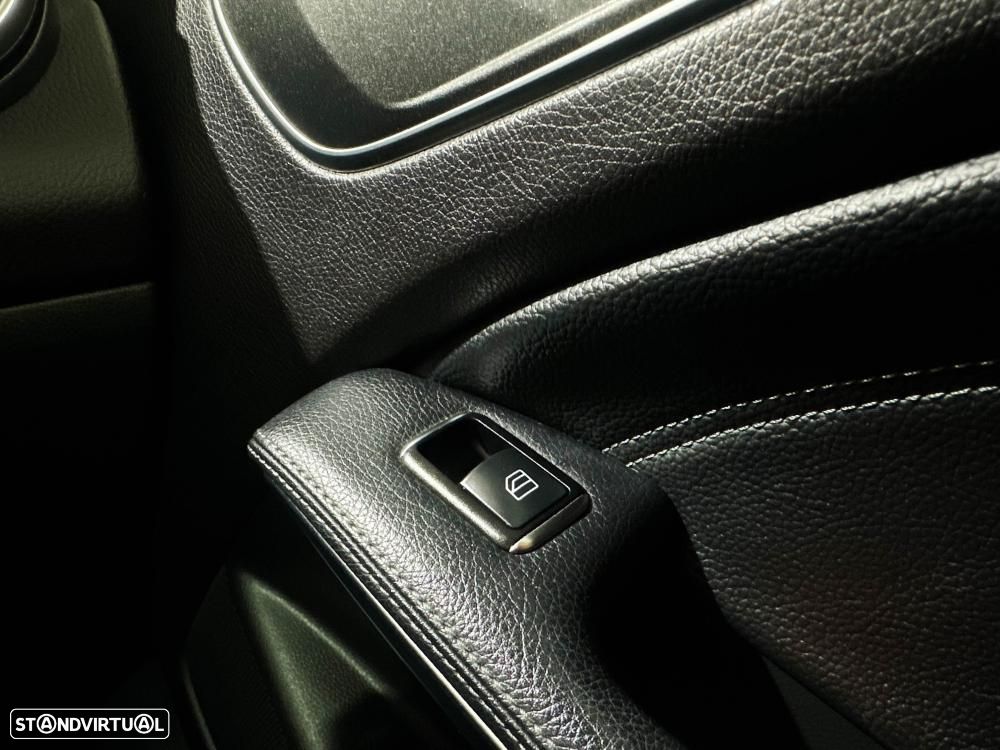 Mercedes-Benz A 180 d 7G-DCT AMG Line - 33