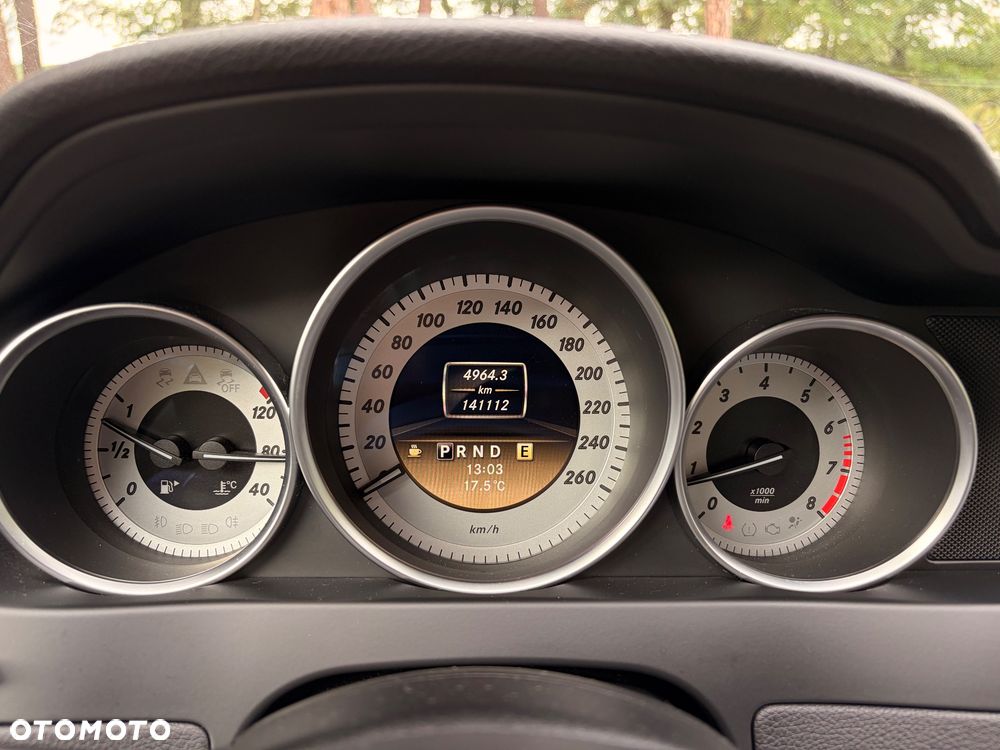 Mercedes-Benz Klasa C 180 CGI Automatik BlueEFFICIENCY Avantgarde - 10