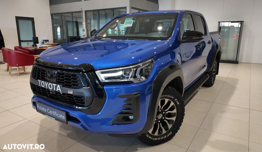 Toyota Hilux 2.8D 204CP 4x4 Double Cab AT GR Sport II - 3