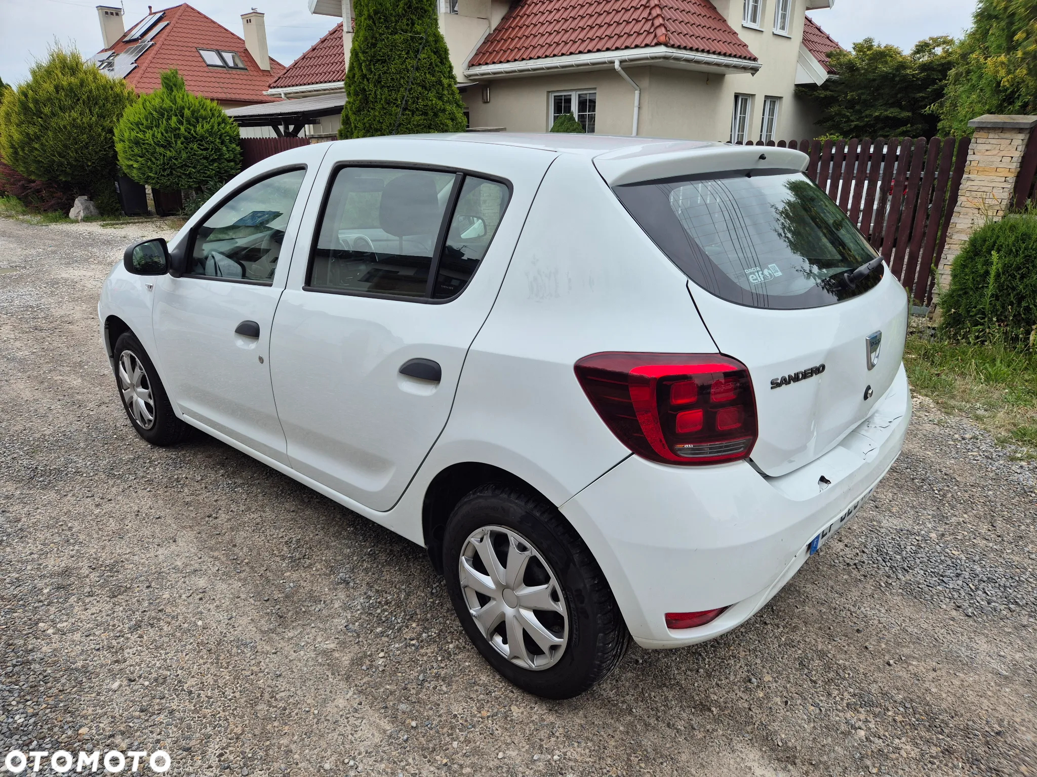Dacia Sandero SCe 75 Acces - 17