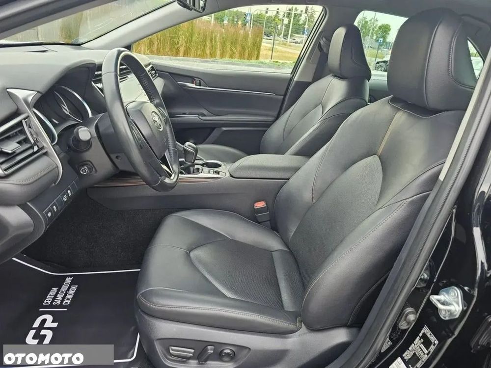 Toyota Camry 2.5 Hybrid Prestige CVT - 17