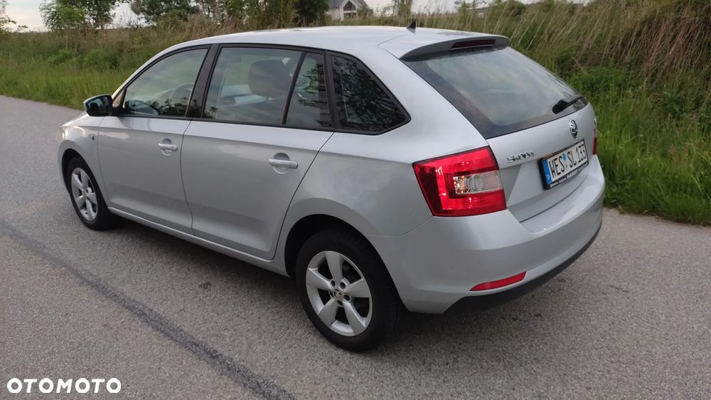 Skoda RAPID - 16