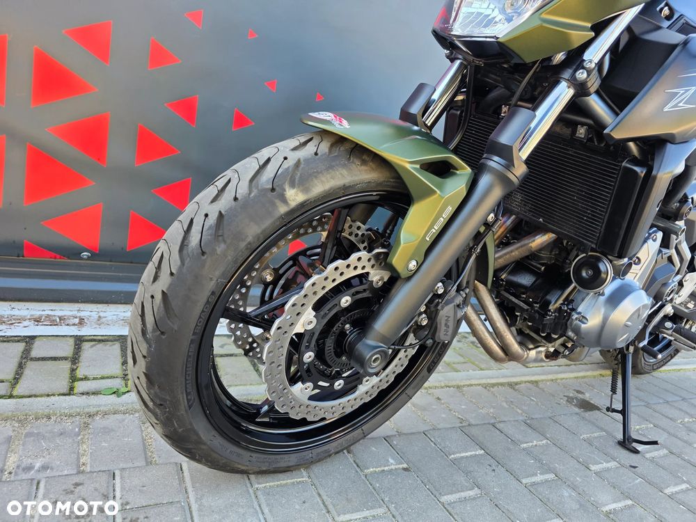 Kawasaki Z 650 - 14
