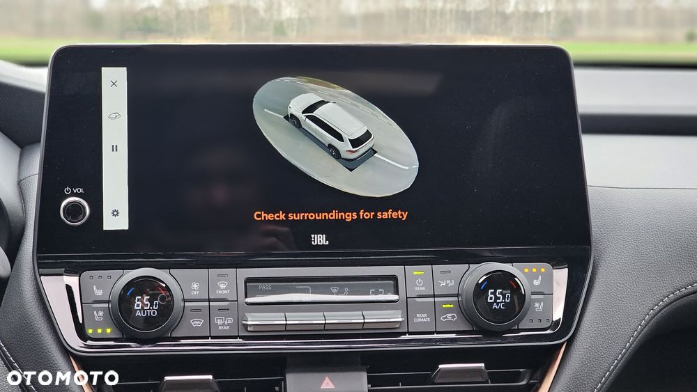 Toyota Grand Highlander - 18