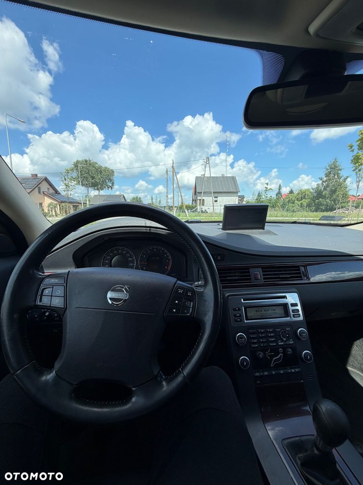 Volvo V70 2.0 Momentum - 9