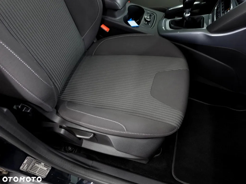 Ford Focus 1.6 EcoBoost Titanium - 12