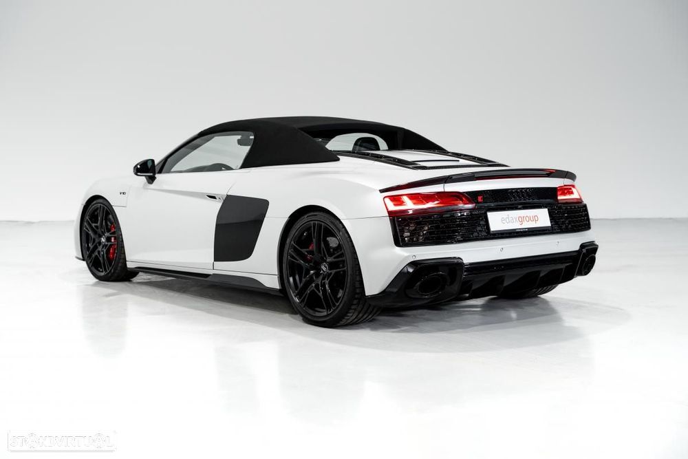 Audi R8 Spyder 5.2 FSi V10 S tronic Plus - 5