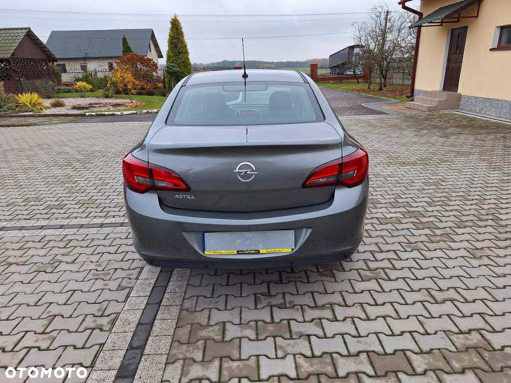 Opel Astra 1.6 Active - 4