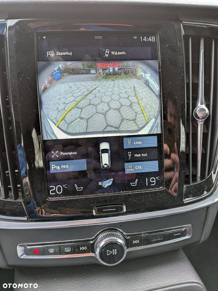 Volvo V90 D5 SCR AWD Momentum Pro - 24