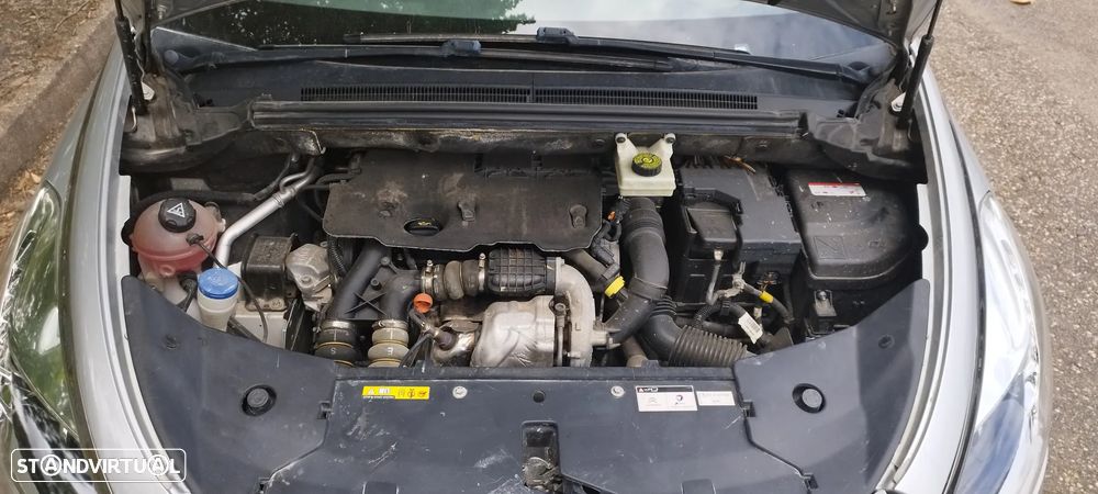 Citroën DS5 e-HDi 115 EGS6 Chic - 5