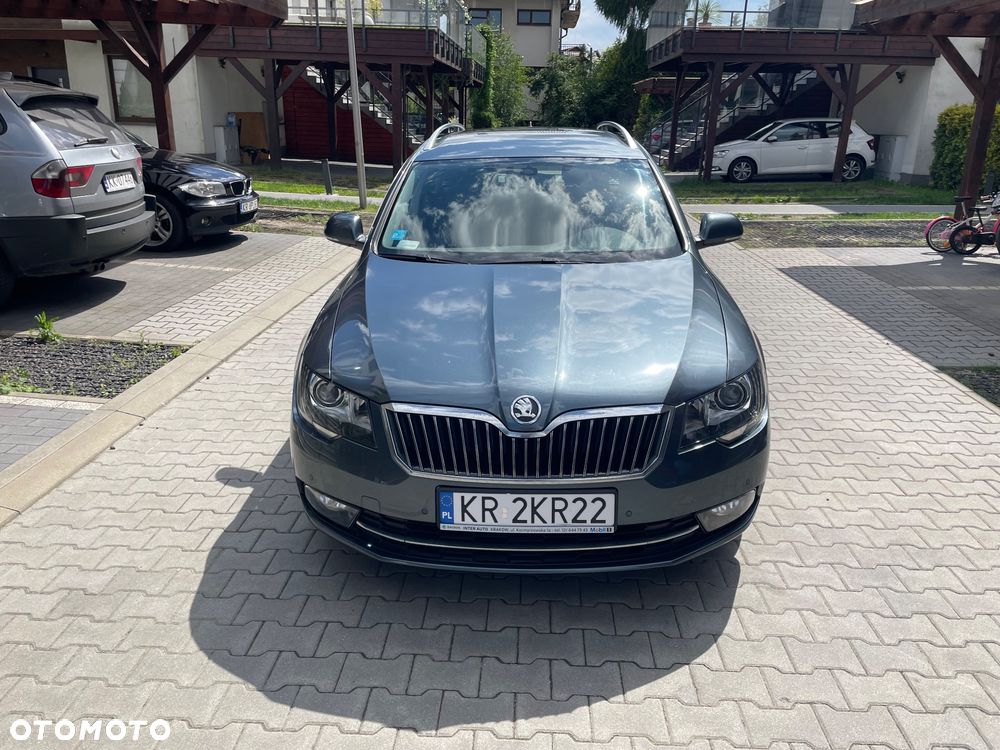 Skoda Superb 2.0 TDI 4x4 Ambition - 2
