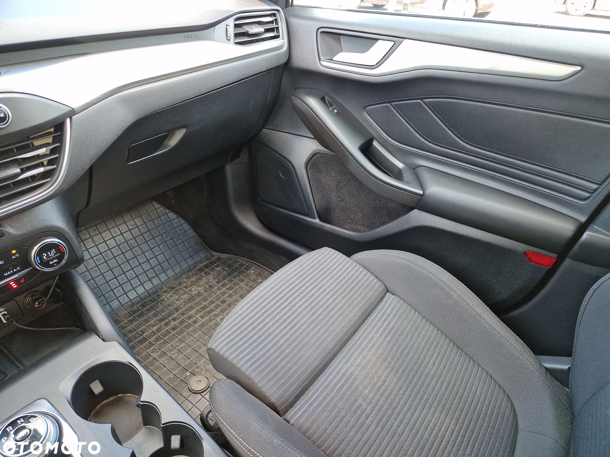 Ford Focus 2.0 EcoBlue Titanium - 19