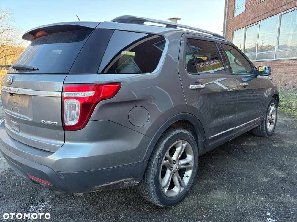 Ford Explorer - 6