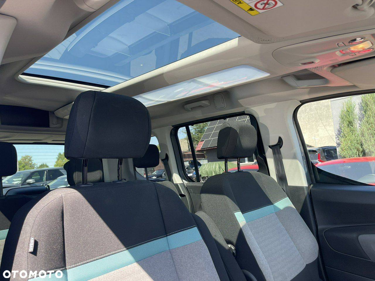 Citroën Berlingo MPV M BlueHDi 130 EAT8 PLUS - 12
