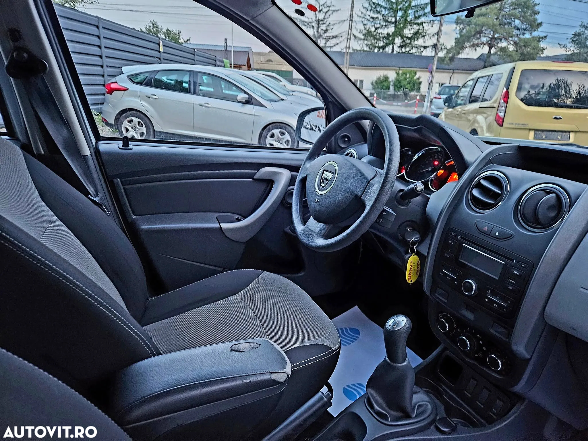 Dacia Duster 1.6 4x2 Ambiance - 6