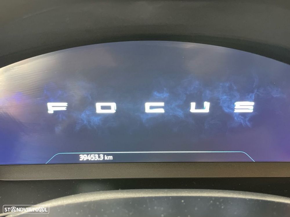 Ford Focus 1.0 EcoBoost ST-Line - 9