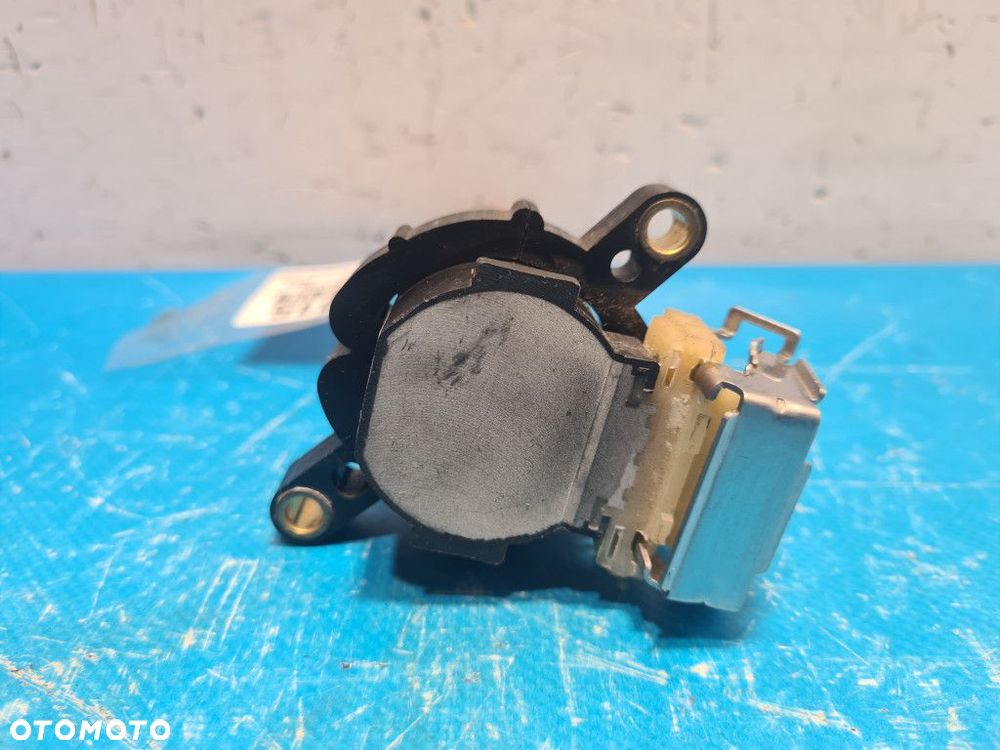 CEWKA ZAPŁONOWA BMW 320I E46 - 2