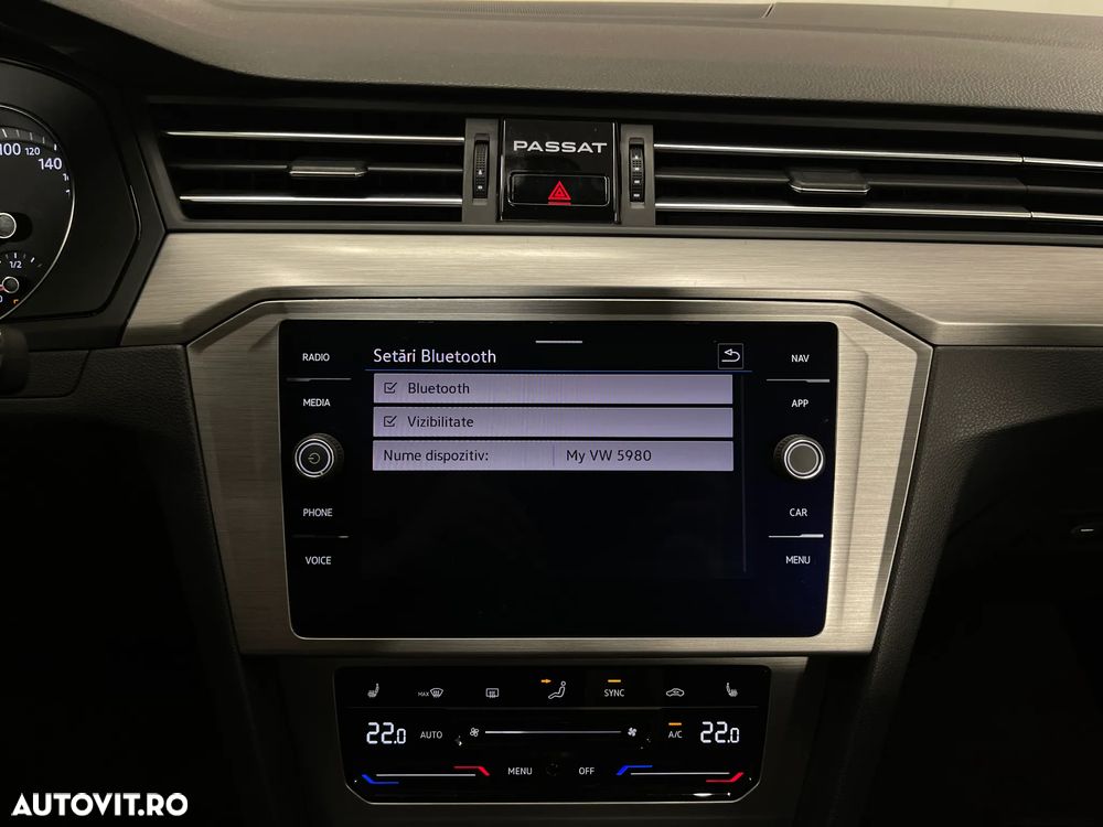 Volkswagen Passat 2.0 TDI Advance - 15