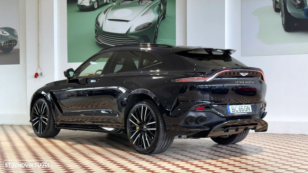Aston Martin DBX 707 - 3