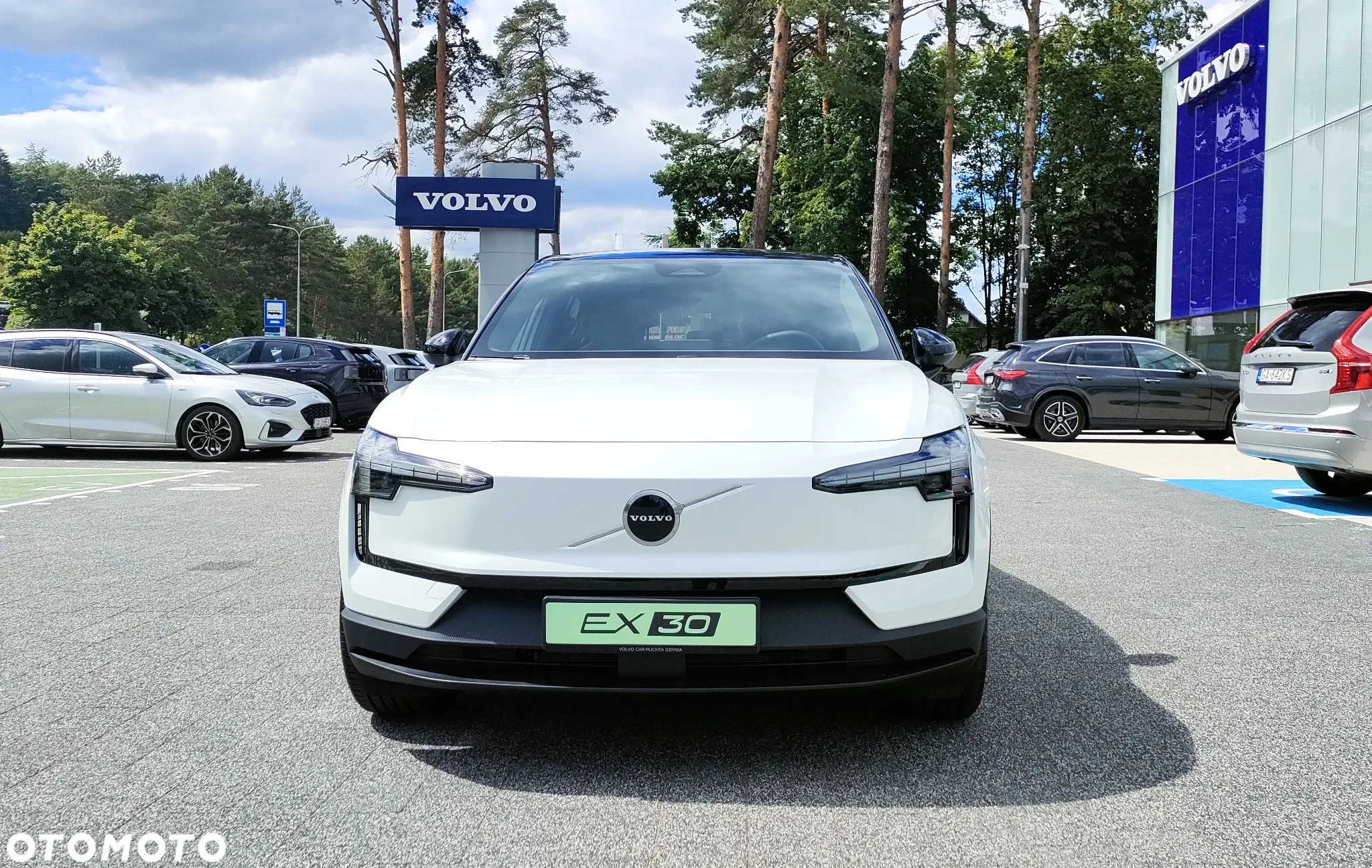 Volvo EX30 69kWh Single Motor Long Range Plus - 6