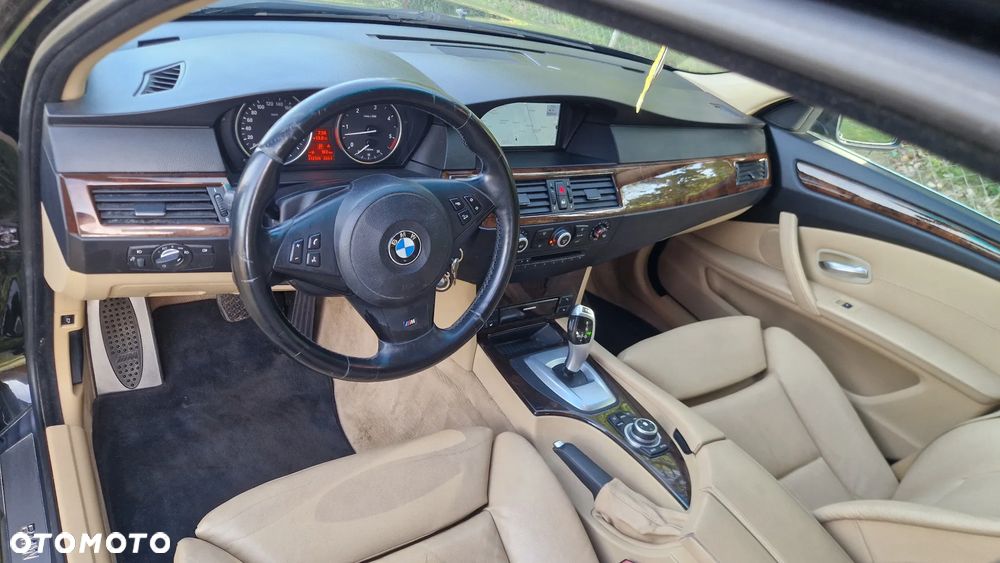 BMW Seria 5 530d xDrive Edition Exclusive - 11