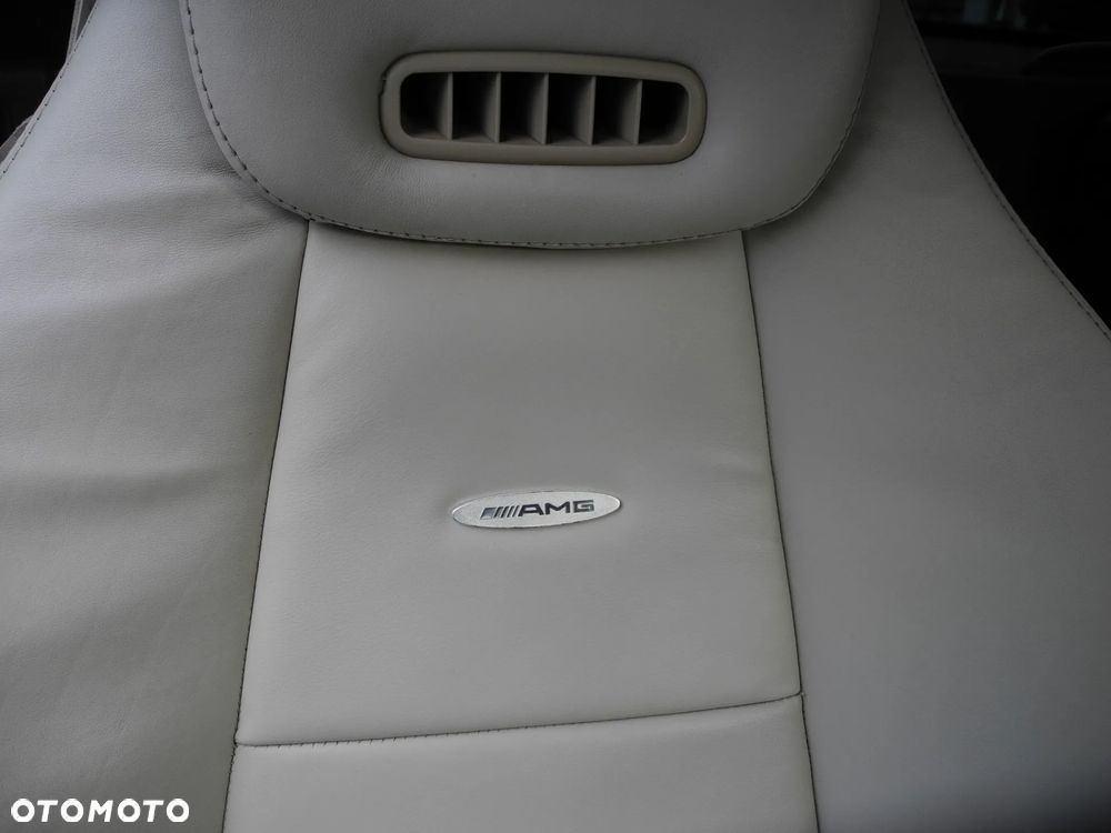 Mercedes-Benz SLK - 22