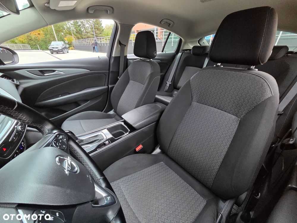 Opel Insignia 1.5 T Enjoy S&S - 33