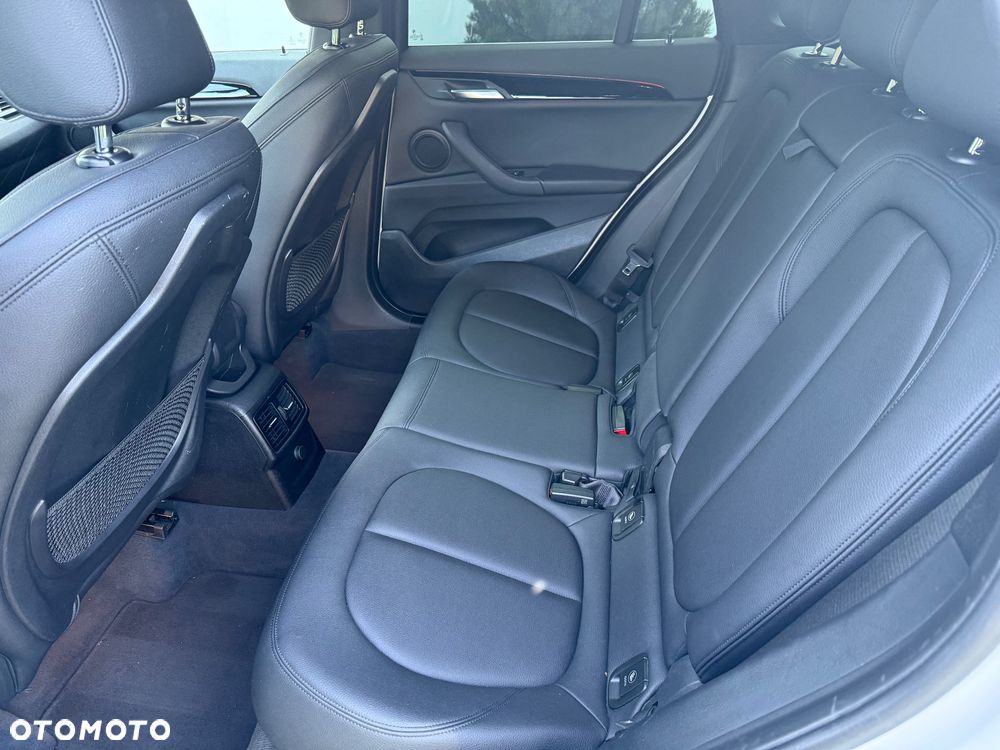 BMW X1 xDrive25i Advantage sport - 14