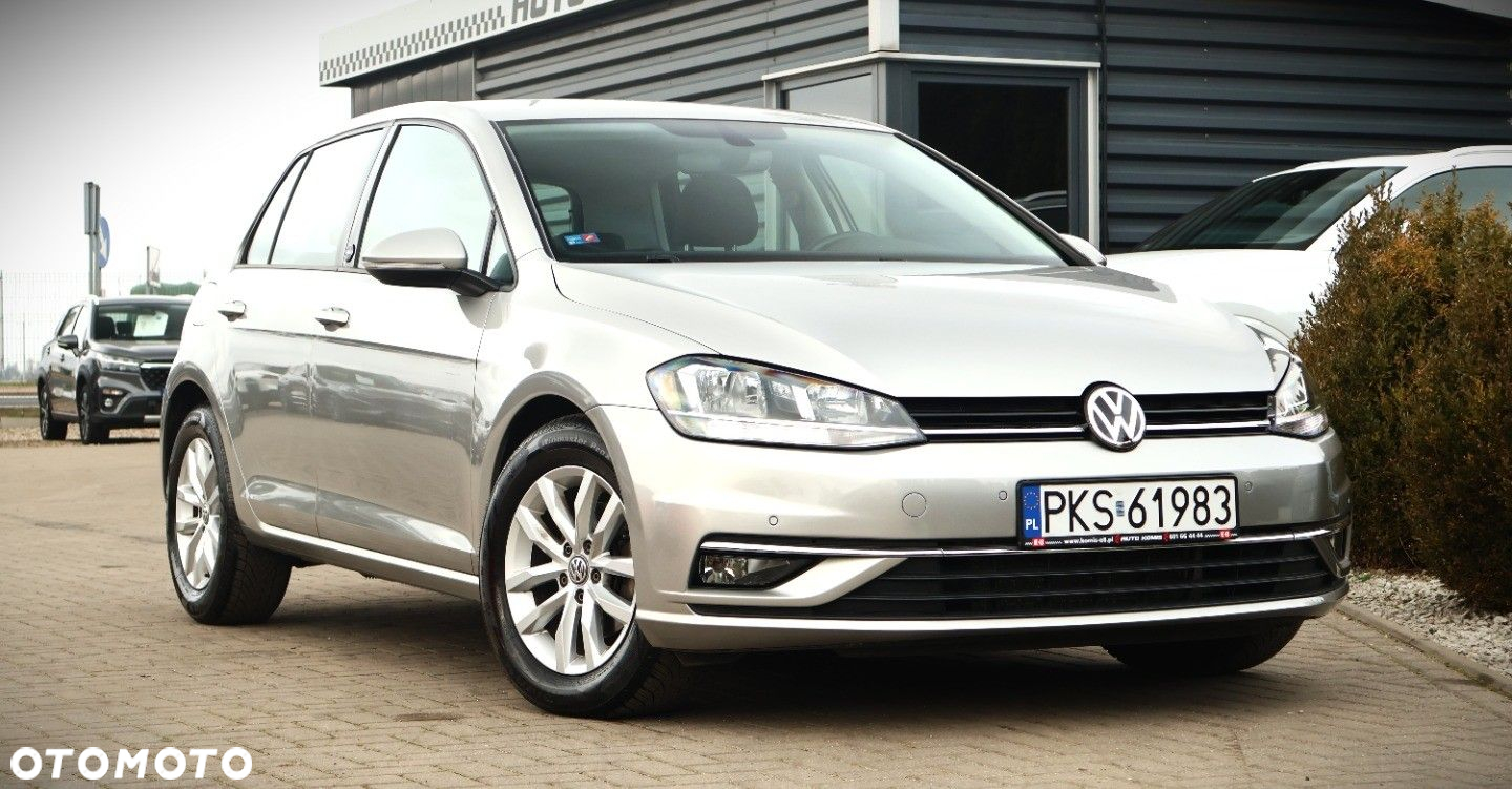 Volkswagen Golf - 2