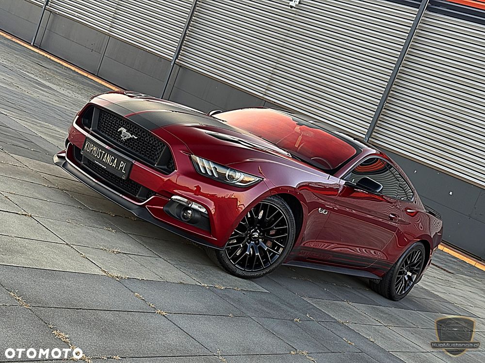Ford Mustang - 25