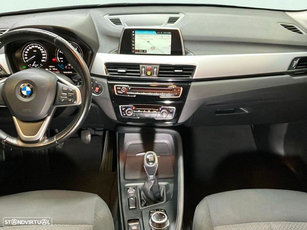 BMW X1 16 d sDrive Advantage - 9
