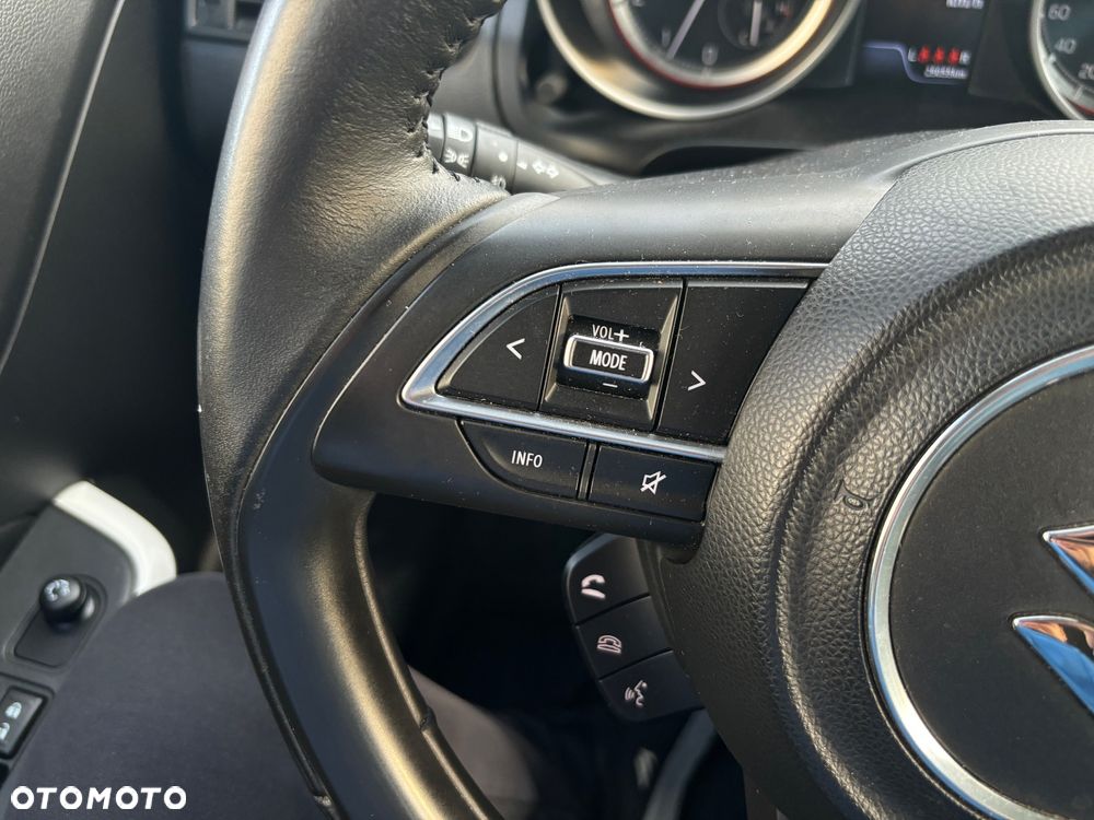 Suzuki Swift 1.2 Dualjet Hybrid Comfort+ - 26