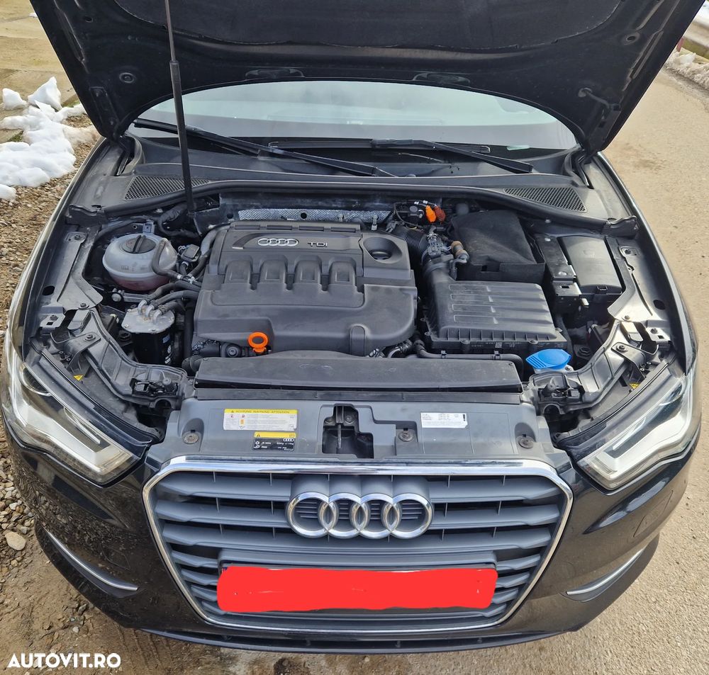 Audi A3 1.6 TDI Ambiente - 2