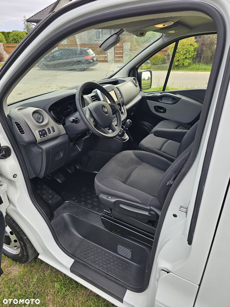 Renault Trafic - 18