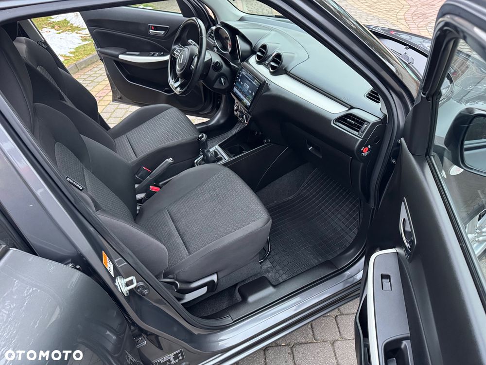Suzuki Swift 1.2 Dualjet Club - 17